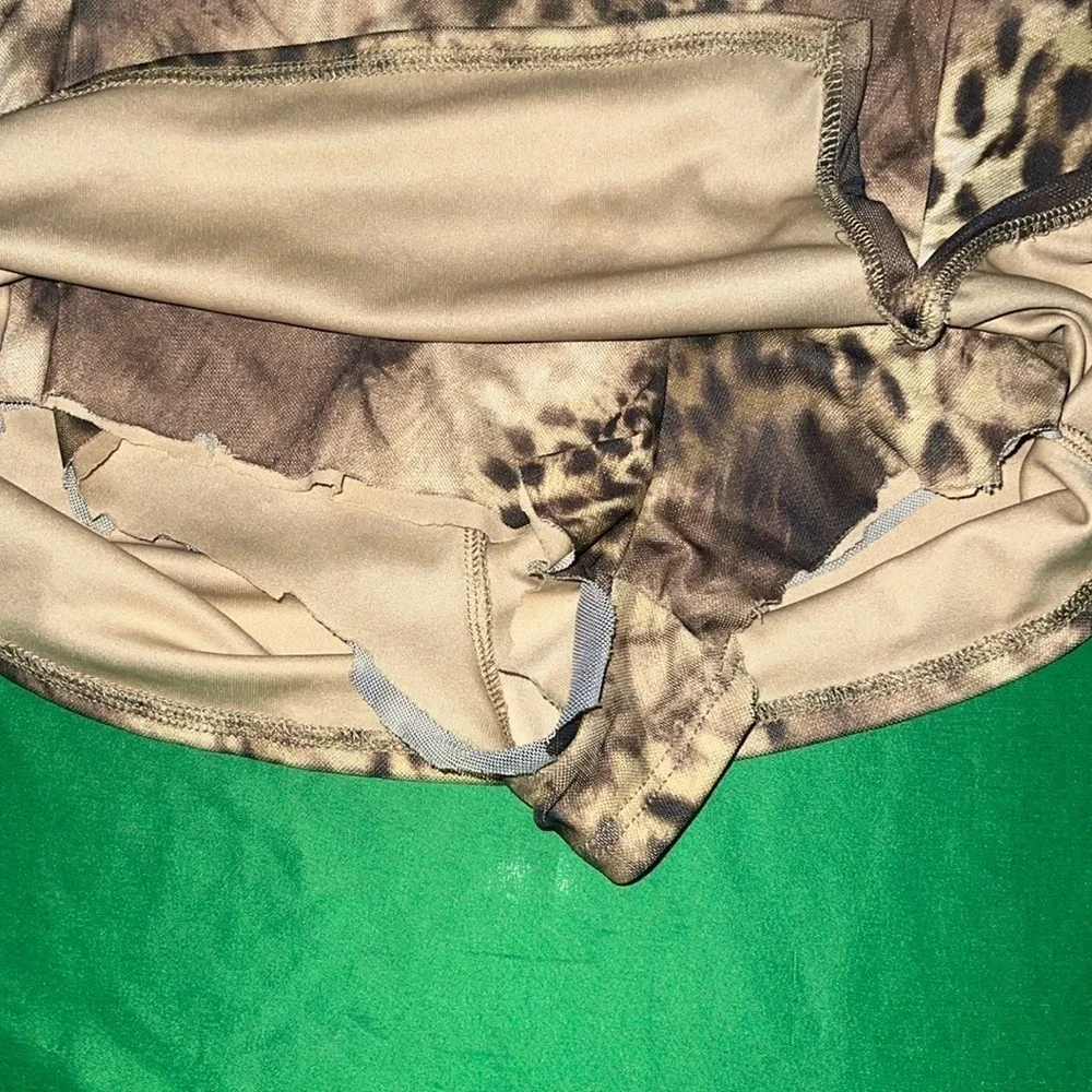 Urban Outfitters Y2K style Mini Leopard Print Skirt with Side Slit size Small